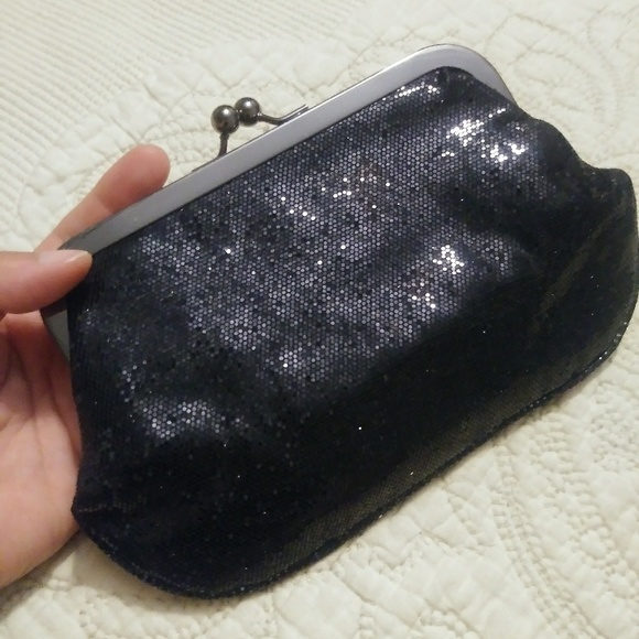 EXPRESS Evening Bag Clutch w/ chain strap - Picture 3 of 8